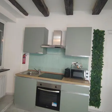 아파트 Sagegreən Flat *