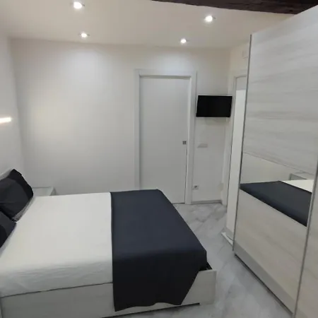 Sagegreən Flat Appartement Genua